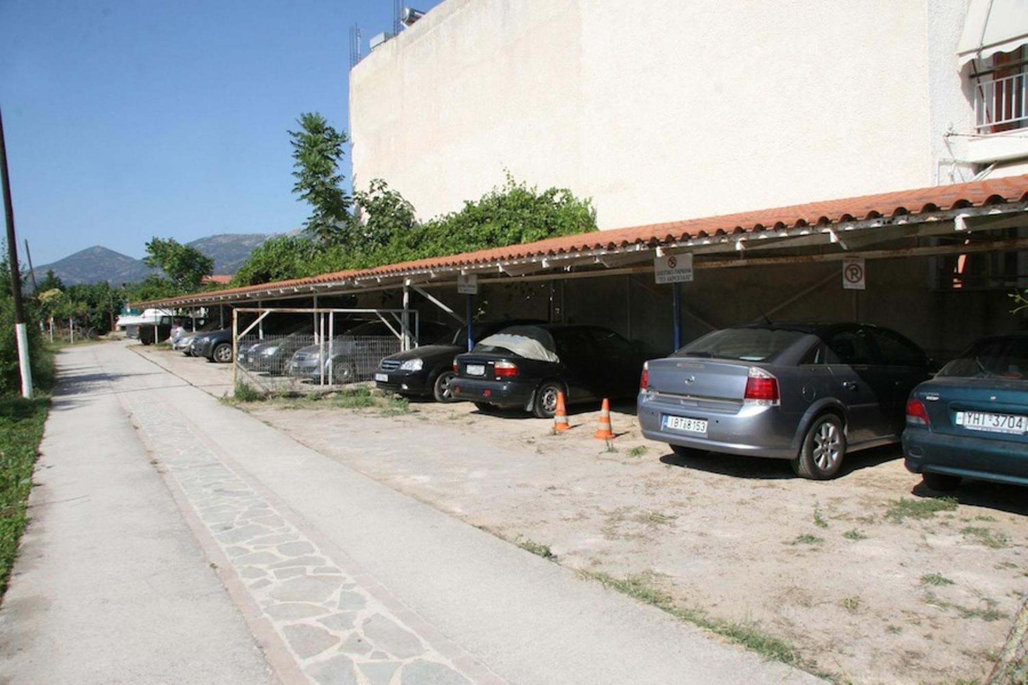 Akrogiali Beach Rooms Amarynthos Exterior foto